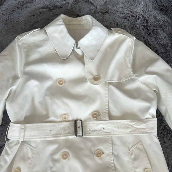 Burberry Trench Coat - Picture 6 of 13